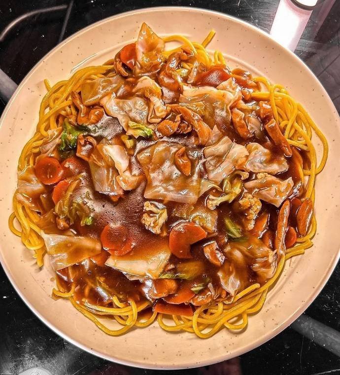 Yakisoba com legumes e molho